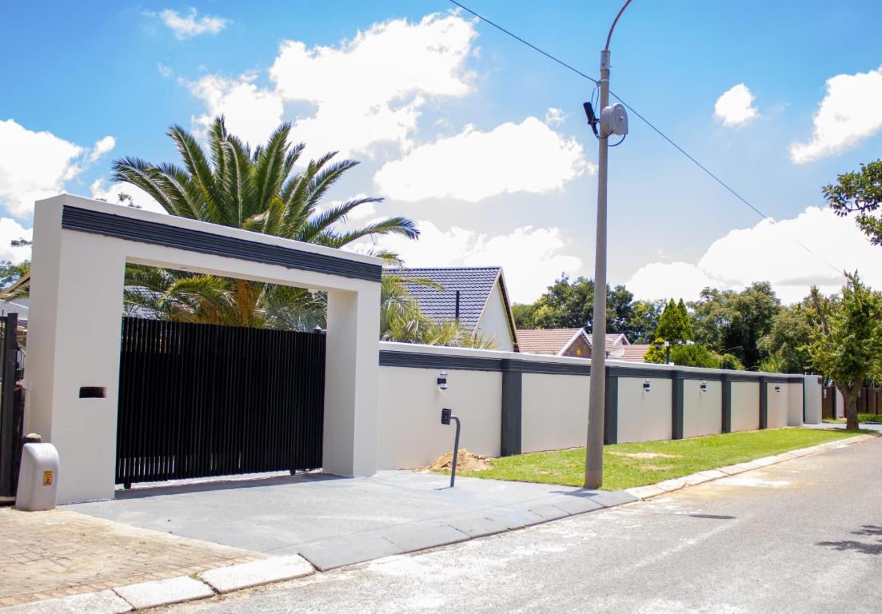 Mint Guesthouse Randfontein 외부 사진