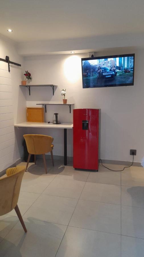 Mint Guesthouse Randfontein 외부 사진
